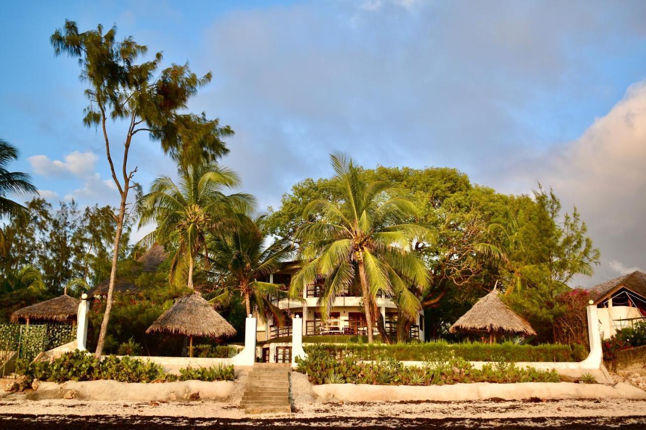 Silver Rock Hotel & Beachfront Apartments Malindi Exterior foto