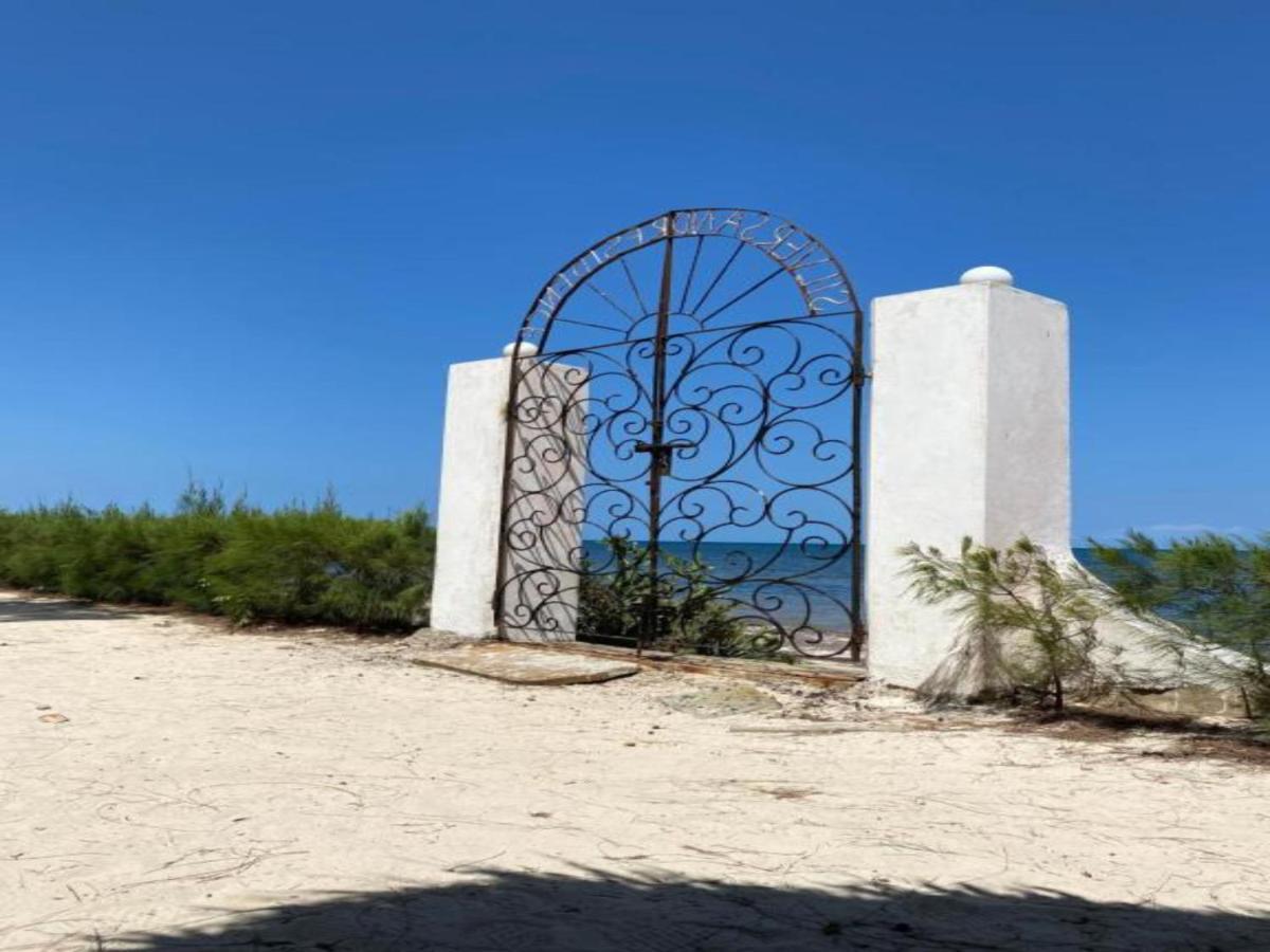 Silver Rock Hotel & Beachfront Apartments Malindi Exterior foto