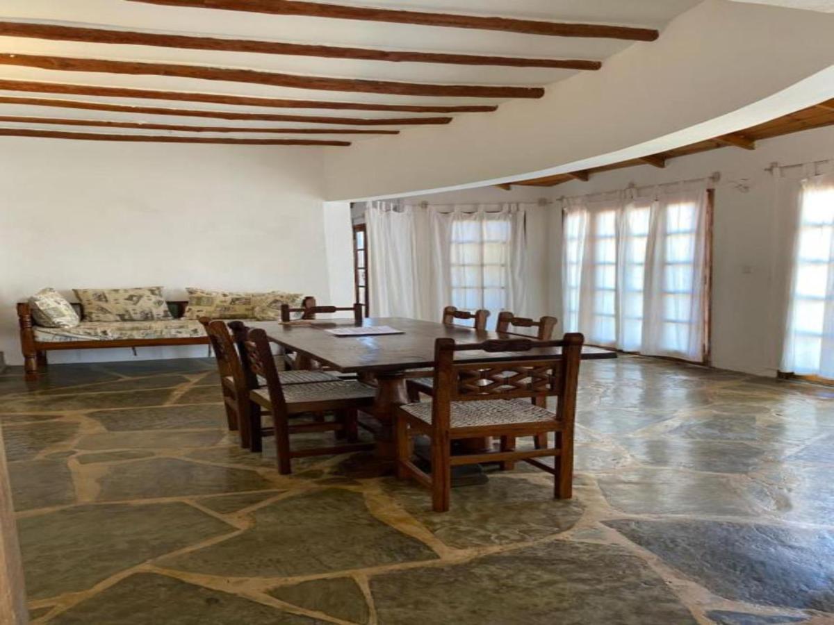 Silver Rock Hotel & Beachfront Apartments Malindi Exterior foto