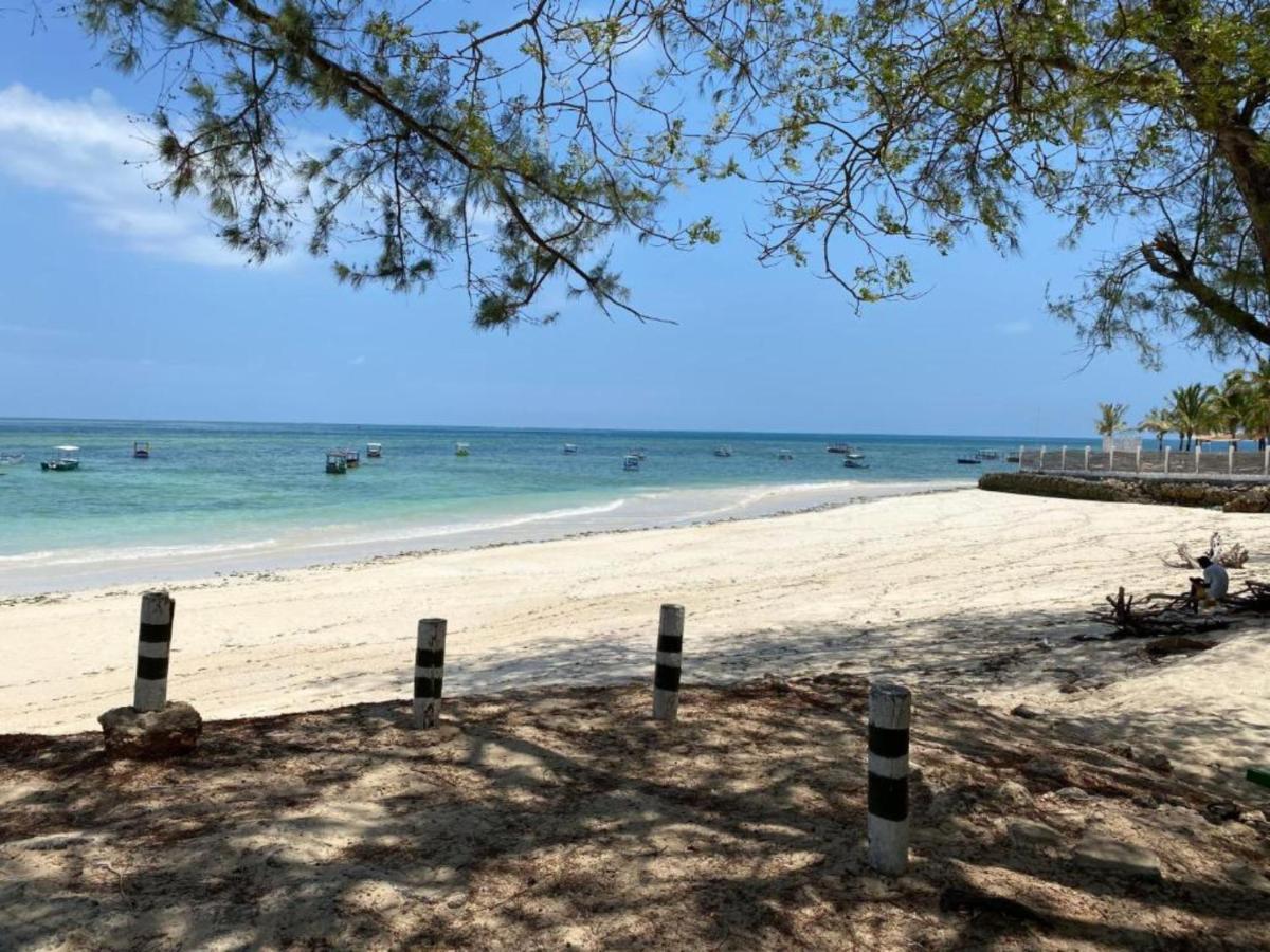 Silver Rock Hotel & Beachfront Apartments Malindi Exterior foto