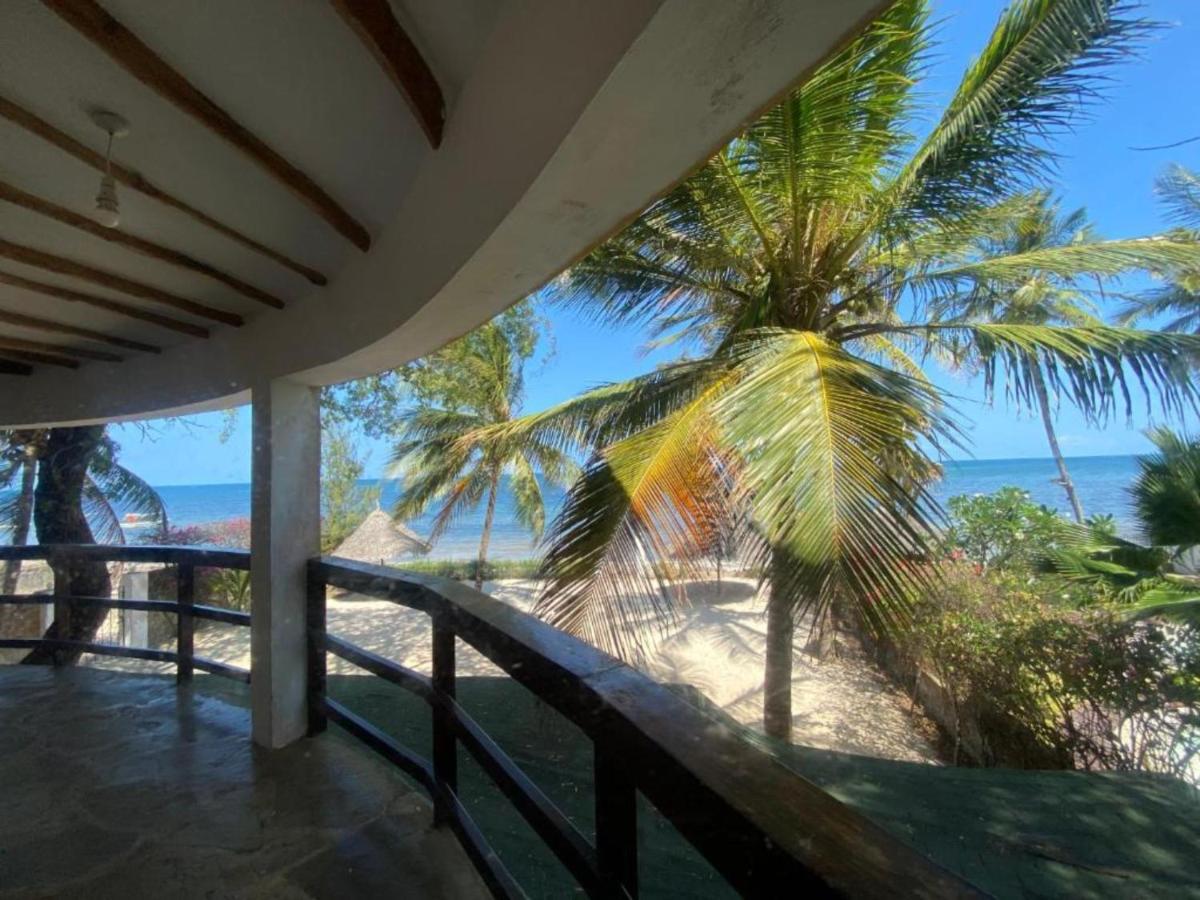 Silver Rock Hotel & Beachfront Apartments Malindi Exterior foto