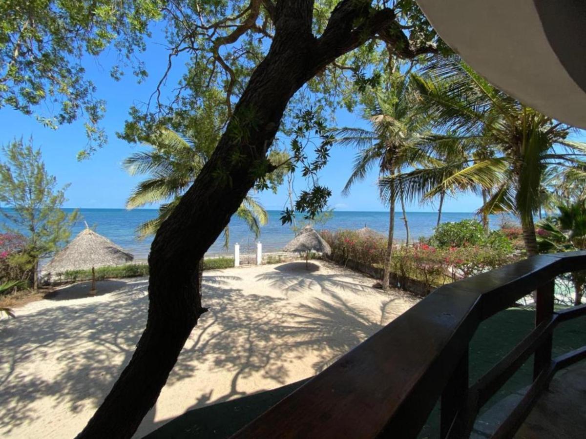 Silver Rock Hotel & Beachfront Apartments Malindi Exterior foto